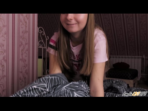 ❤️ Blonde Sucks her Best Friend Deeply και παίρνει σπέρμα στο στόμα της ❤️  στο el.zoomporno.ru